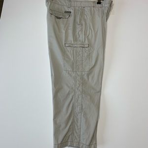 Columbia 12 capris 5 pockets zip Velcro tan